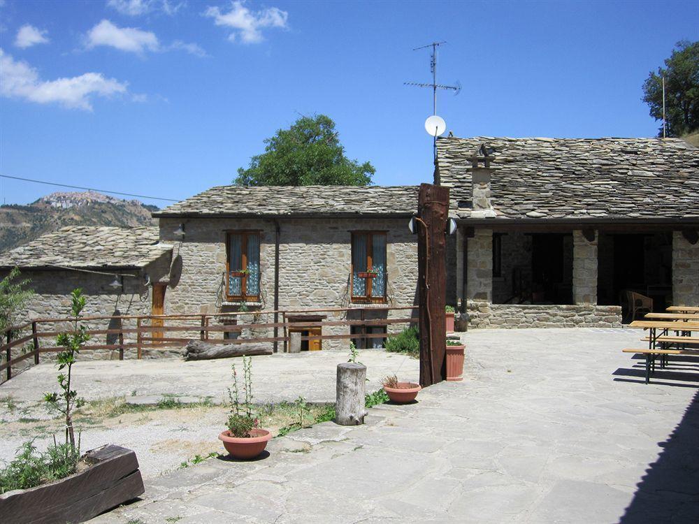 Agriturismo Grotta Dell'Eremita Albano di Lucania Exterior photo