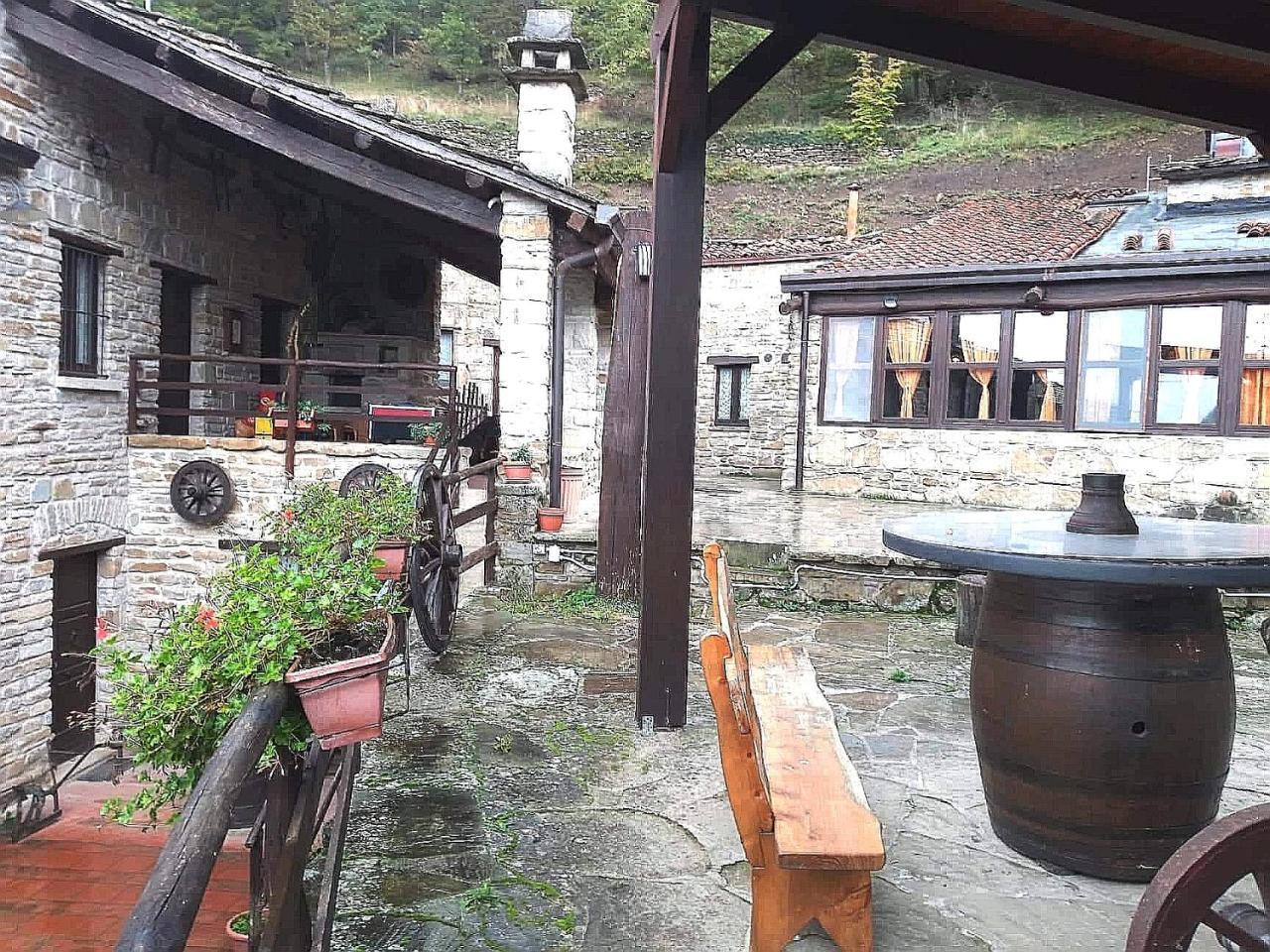 Agriturismo Grotta Dell'Eremita Albano di Lucania Exterior photo
